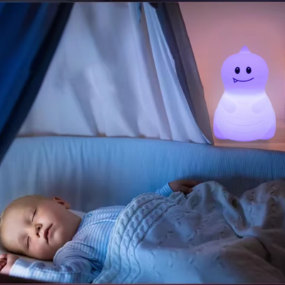 veilleuse bébé garçon simple tapotement tête